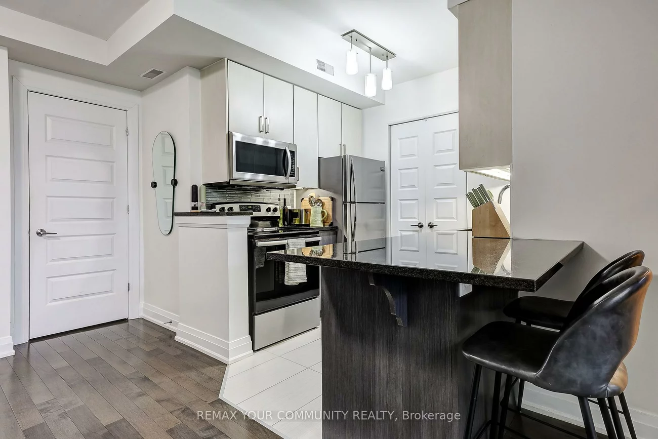 8169, Kipling, West Woodbridge, Vaughan