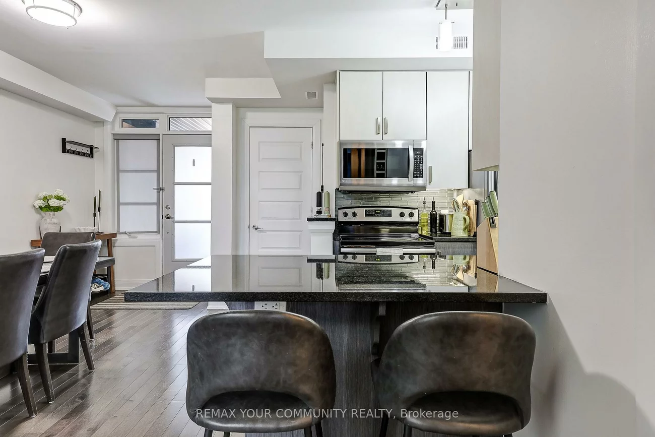 8169, Kipling, West Woodbridge, Vaughan