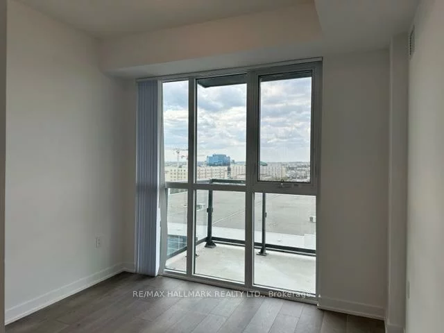 38, Honeycrisp, Vaughan Corporate Centre, Vaughan