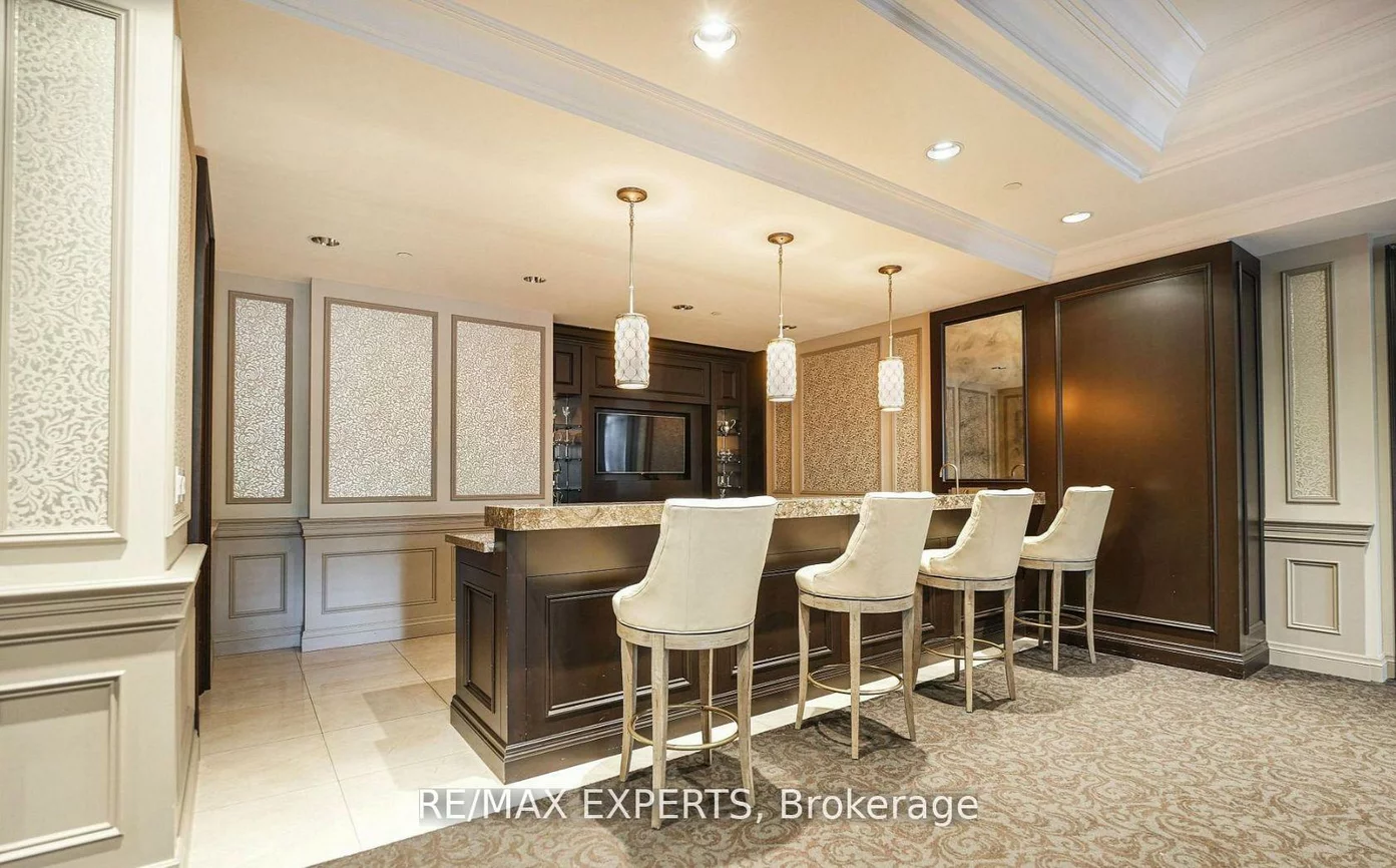 9255, Jane, Maple, Vaughan