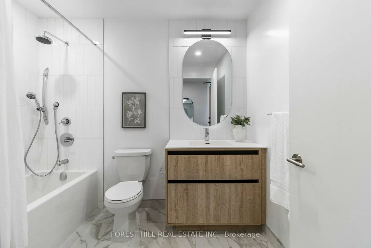7950, Bathurst, Beverley Glen, Vaughan