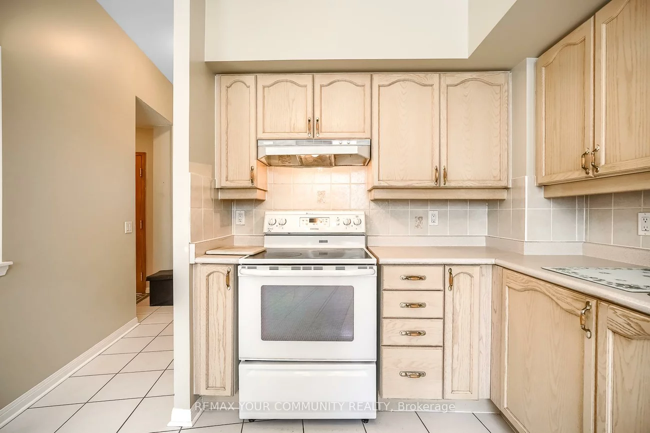 2502, Rutherford, Maple, Vaughan