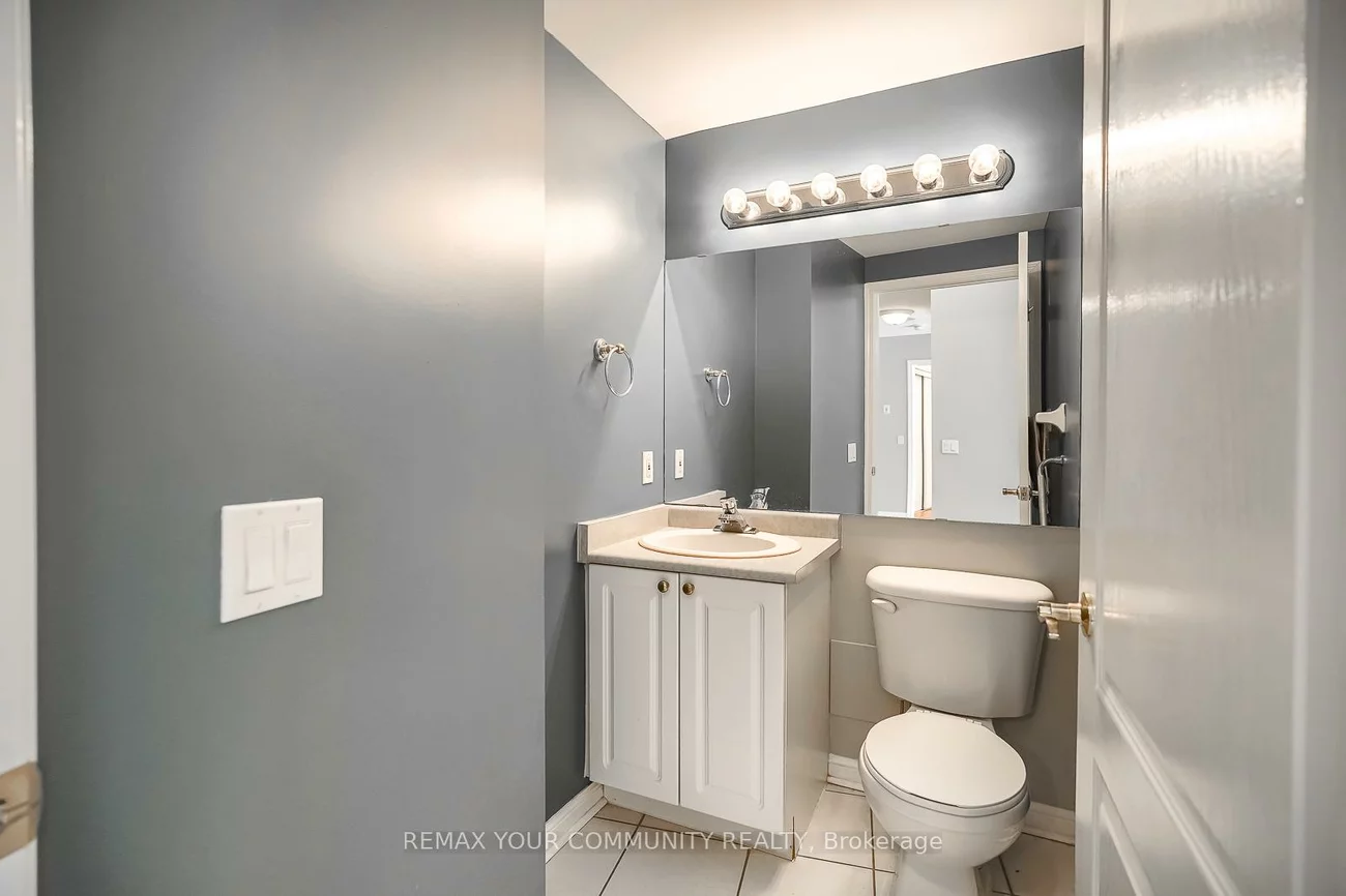 2502, Rutherford, Maple, Vaughan