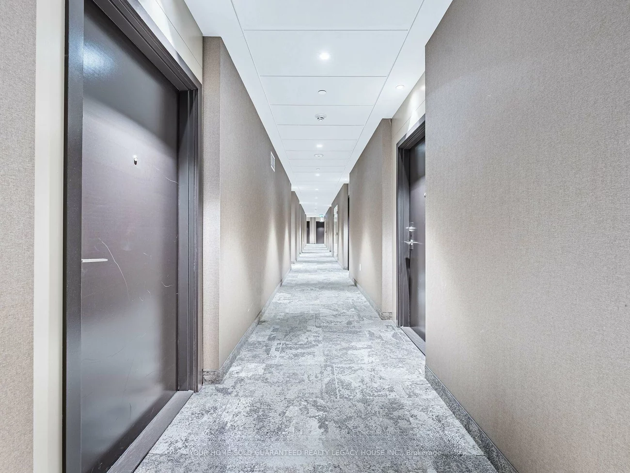 38, Honeycrisp, Vaughan Corporate Centre, Vaughan