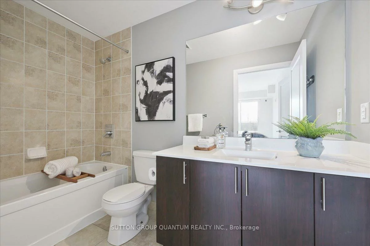 520, Steeles, Crestwood-Springfarm-Yorkhill, Vaughan