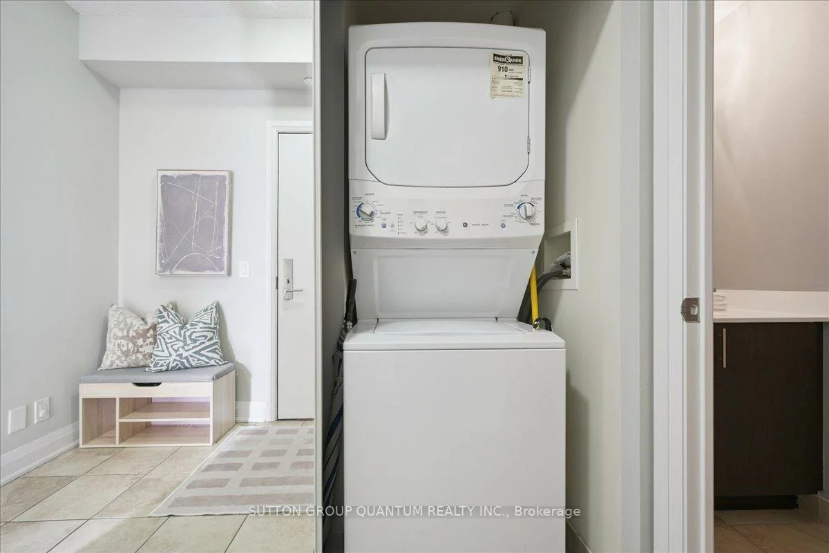 520, Steeles, Crestwood-Springfarm-Yorkhill, Vaughan