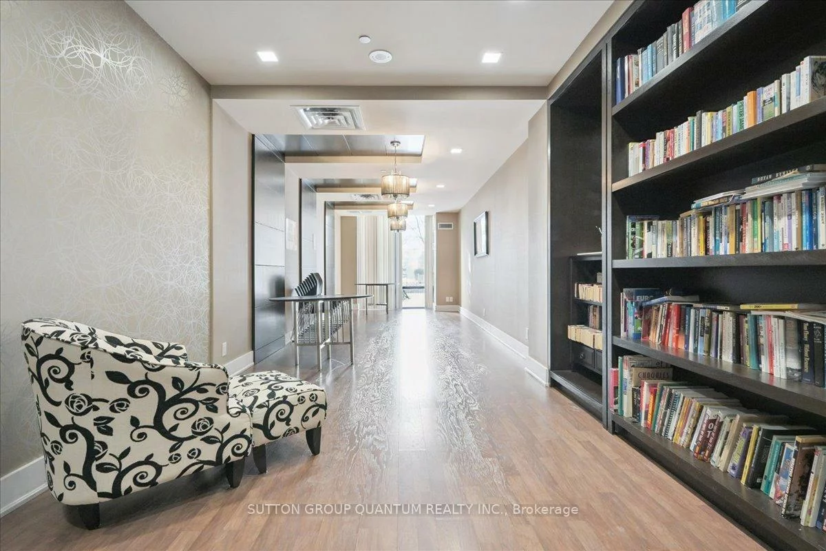 520, Steeles, Crestwood-Springfarm-Yorkhill, Vaughan