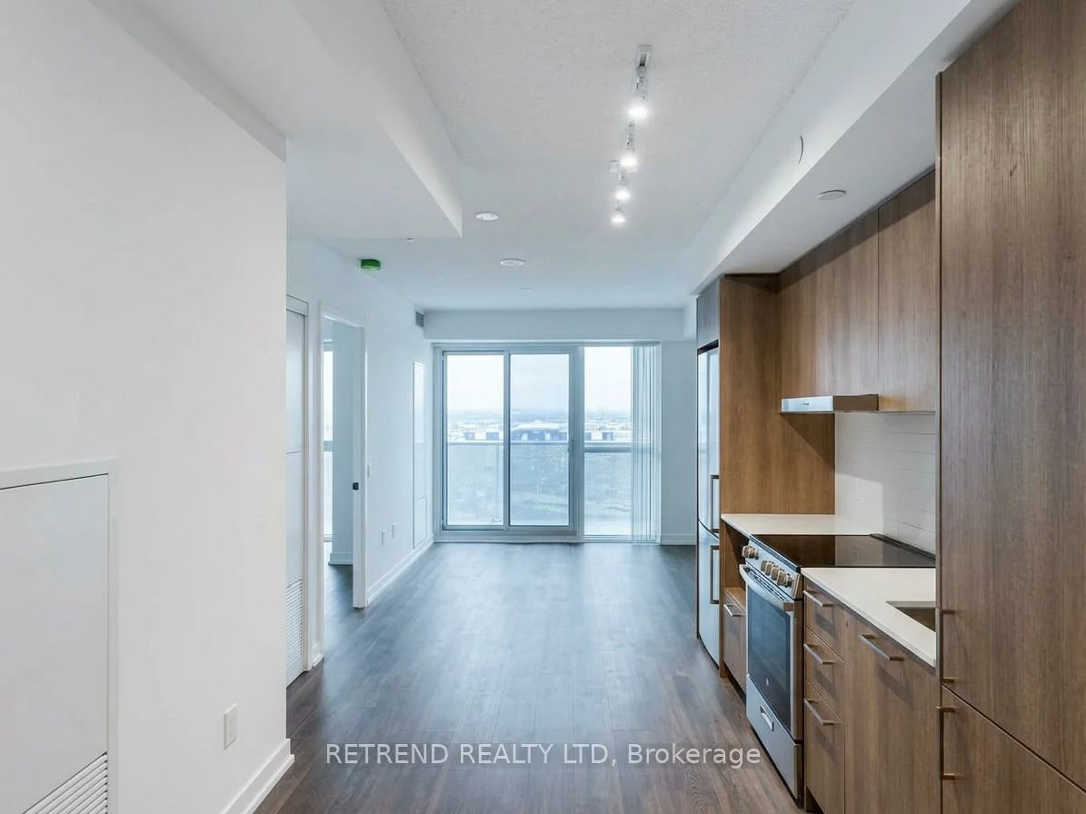 195, Commerce, Vaughan Corporate Centre, Vaughan