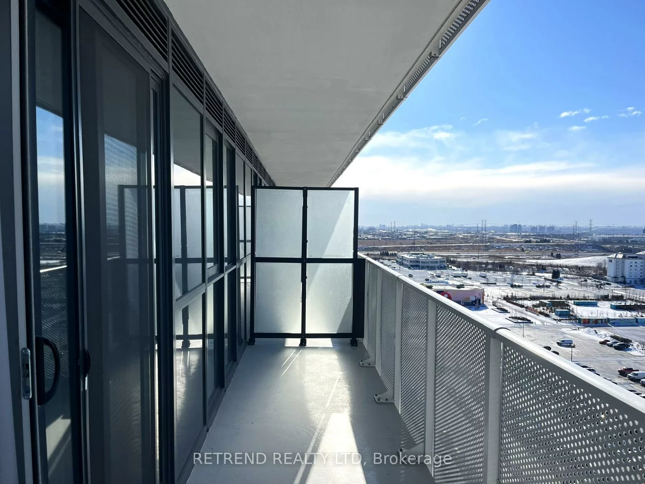 195, Commerce, Vaughan Corporate Centre, Vaughan