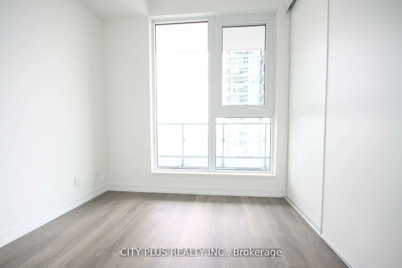 950, Portage, Concord, Vaughan