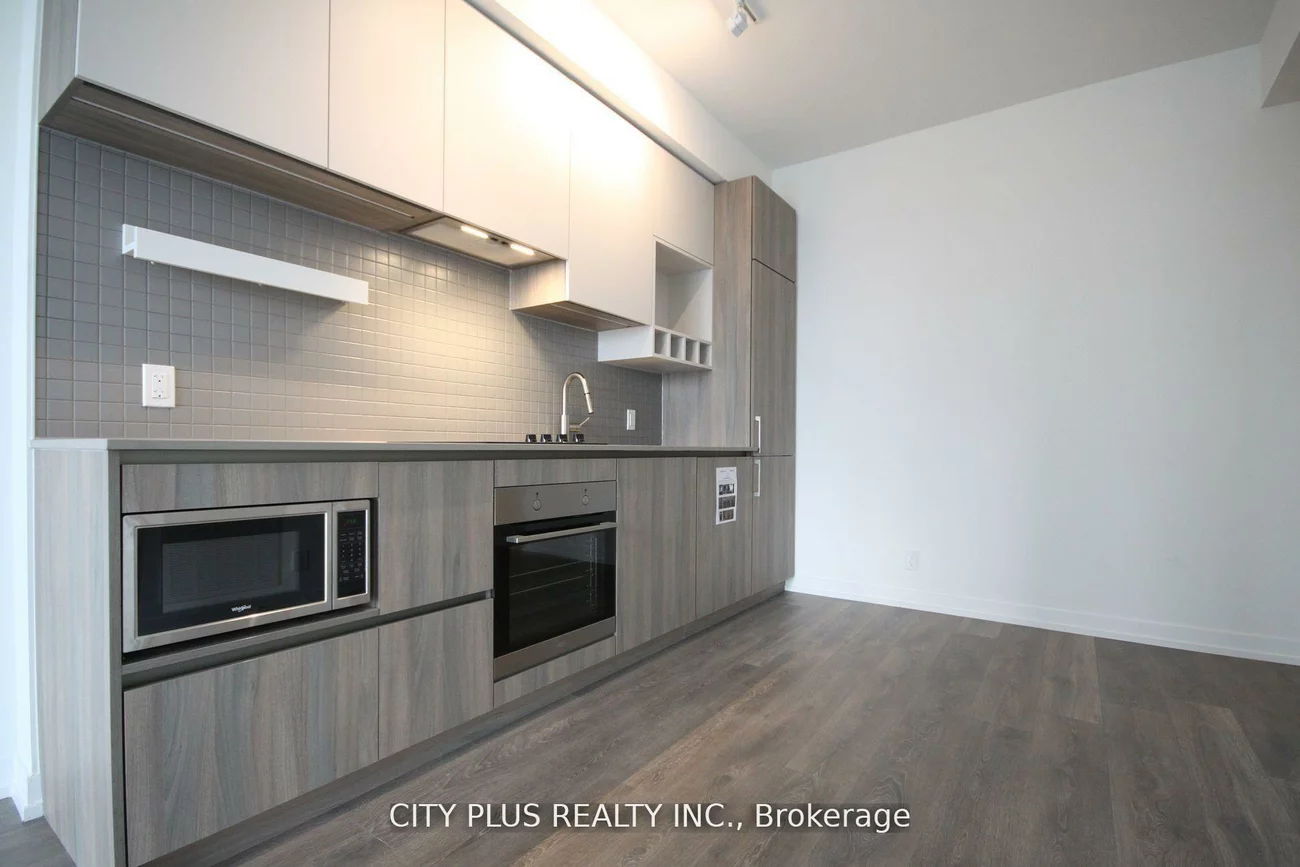 950, Portage, Concord, Vaughan