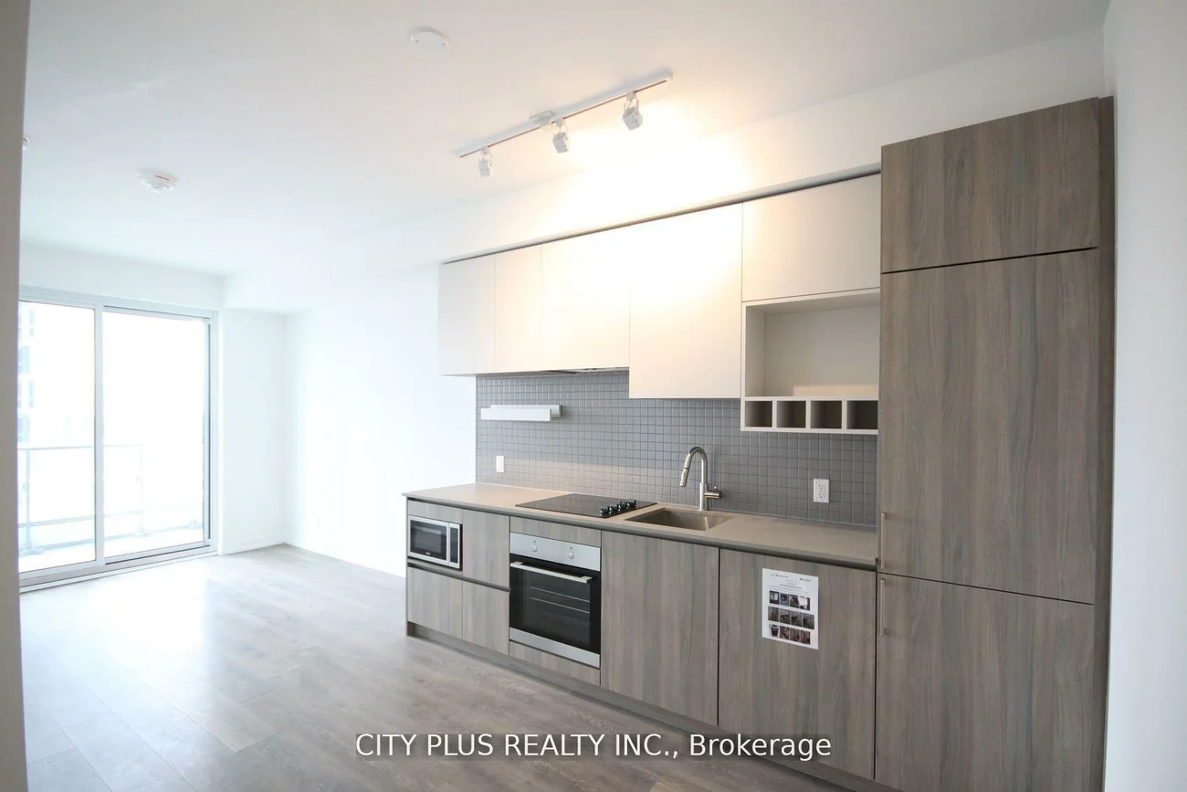 950, Portage, Concord, Vaughan