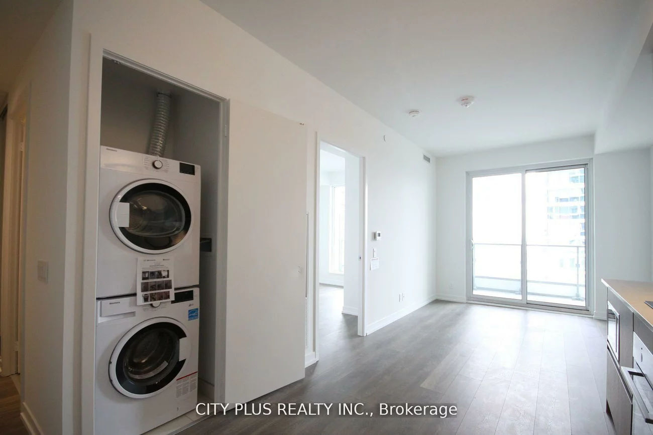 950, Portage, Concord, Vaughan