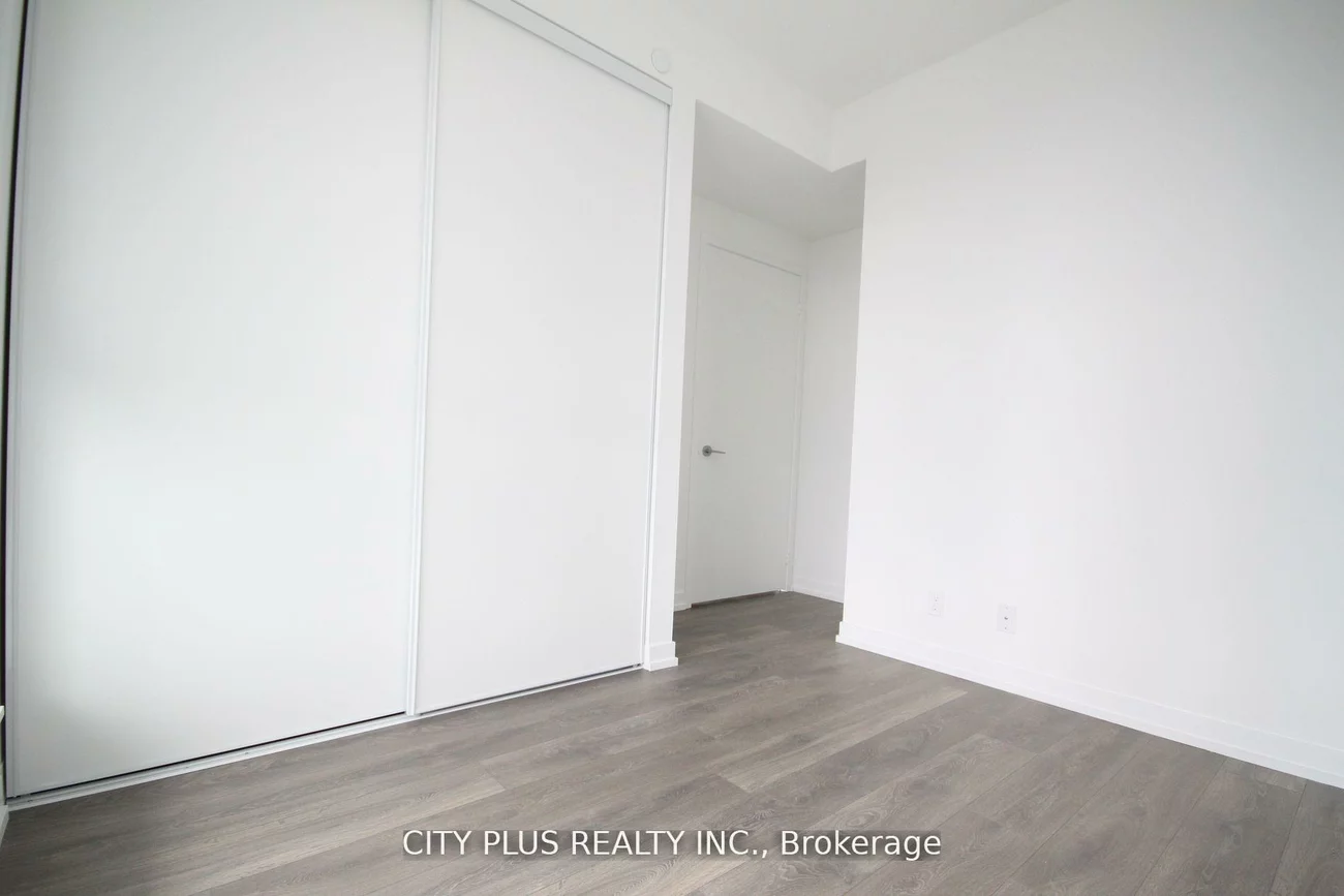 950, Portage, Concord, Vaughan