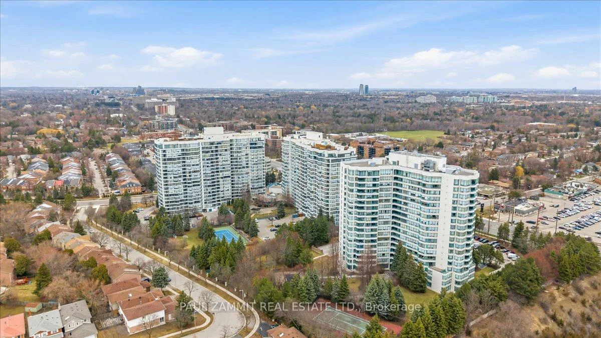 7250, Yonge, Crestwood-Springfarm-Yorkhill, Vaughan