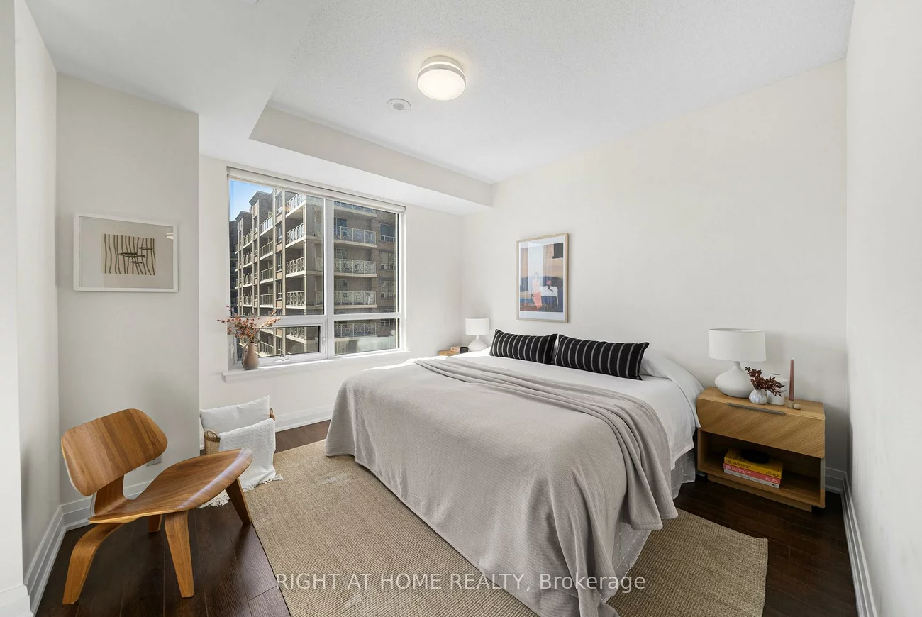 520, Steeles, Crestwood-Springfarm-Yorkhill, Vaughan