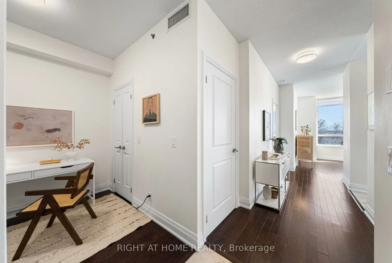 520, Steeles, Crestwood-Springfarm-Yorkhill, Vaughan