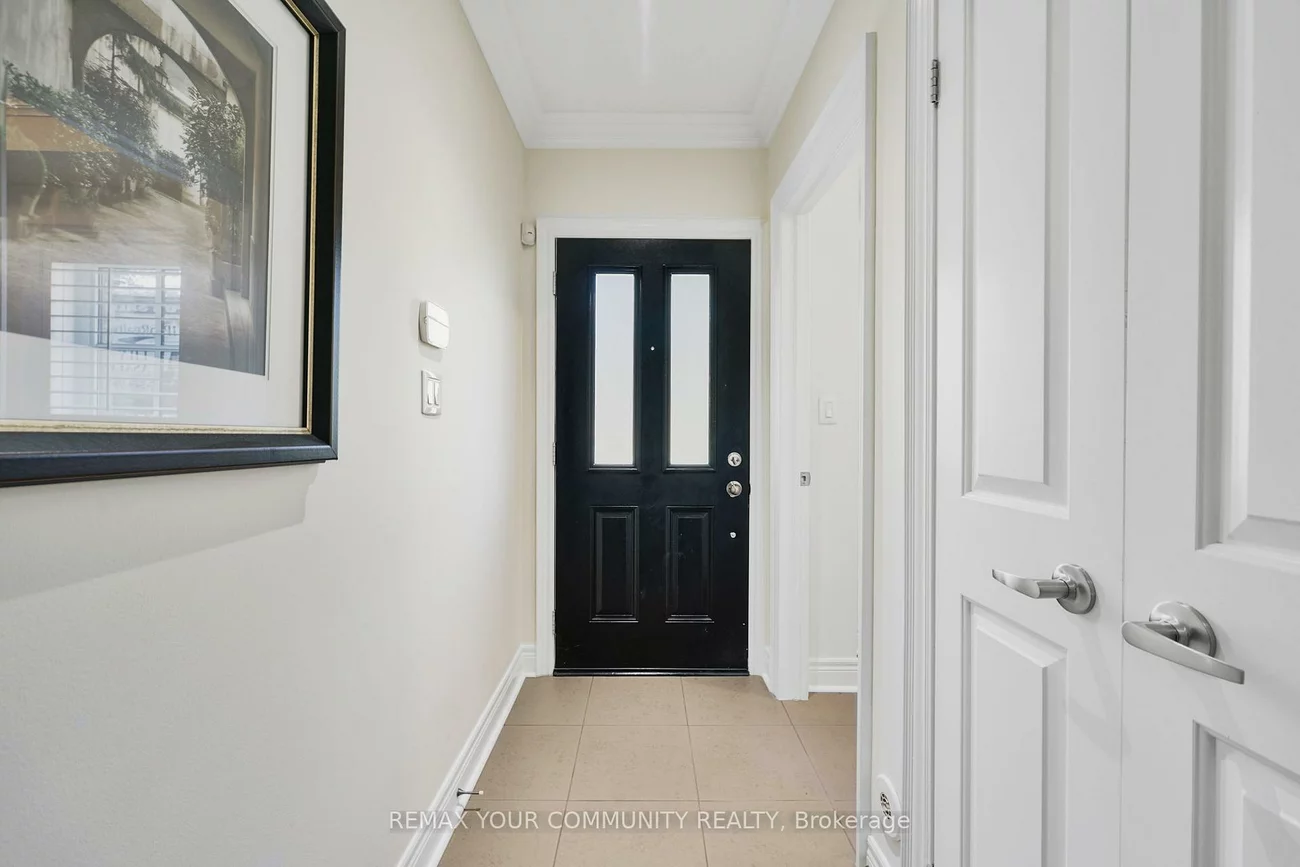 16, Agar, West Woodbridge, Vaughan