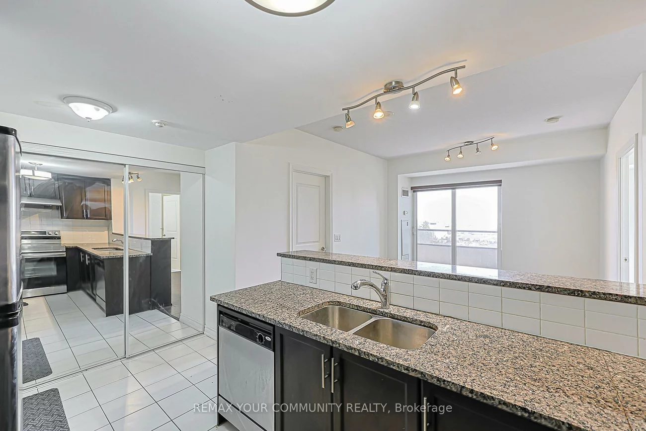 9245, Jane, Maple, Vaughan