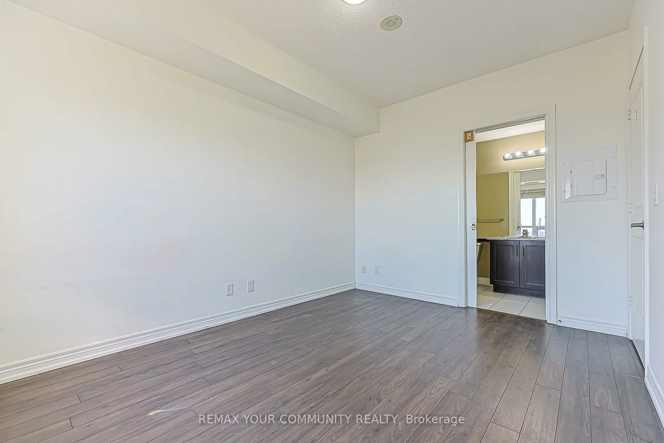 9245, Jane, Maple, Vaughan