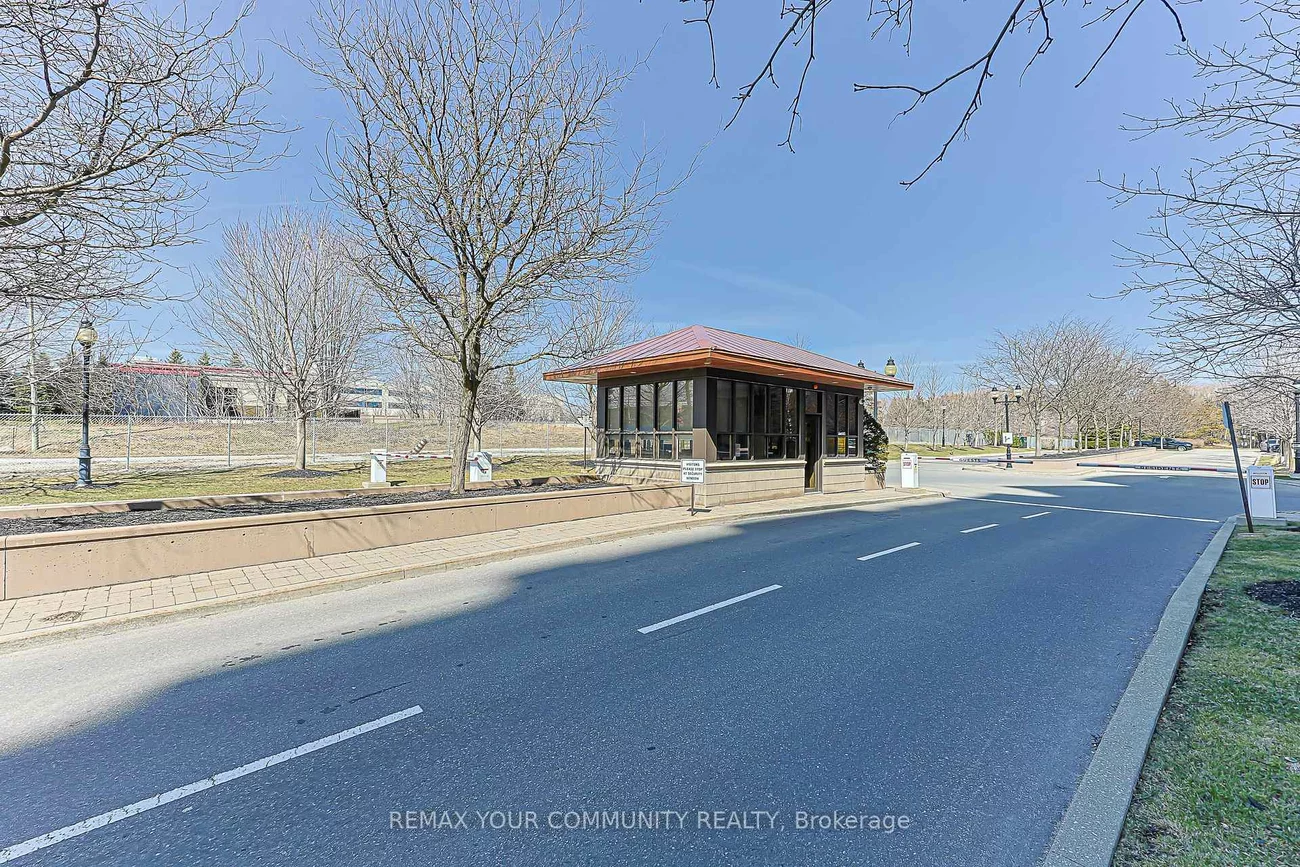 9245, Jane, Maple, Vaughan