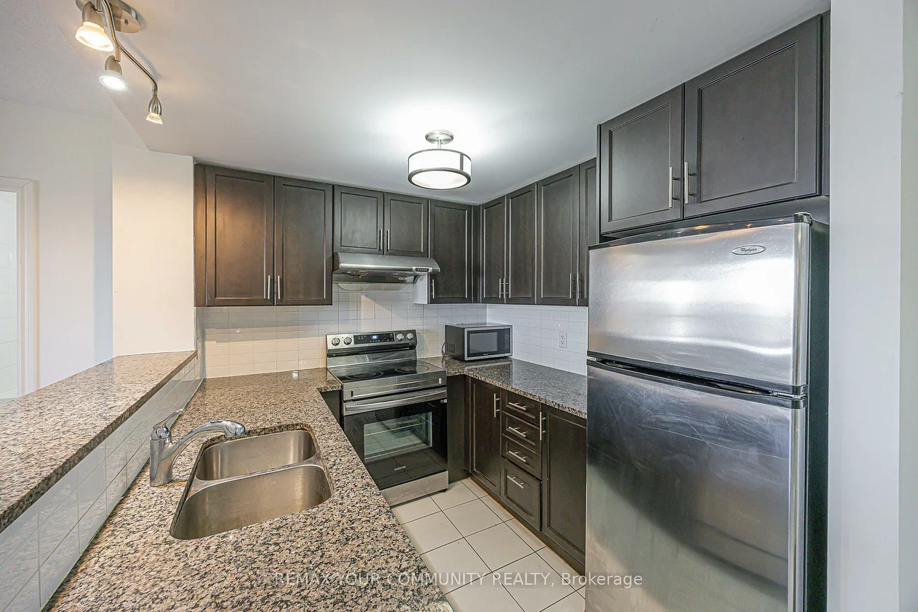 9245, Jane, Maple, Vaughan