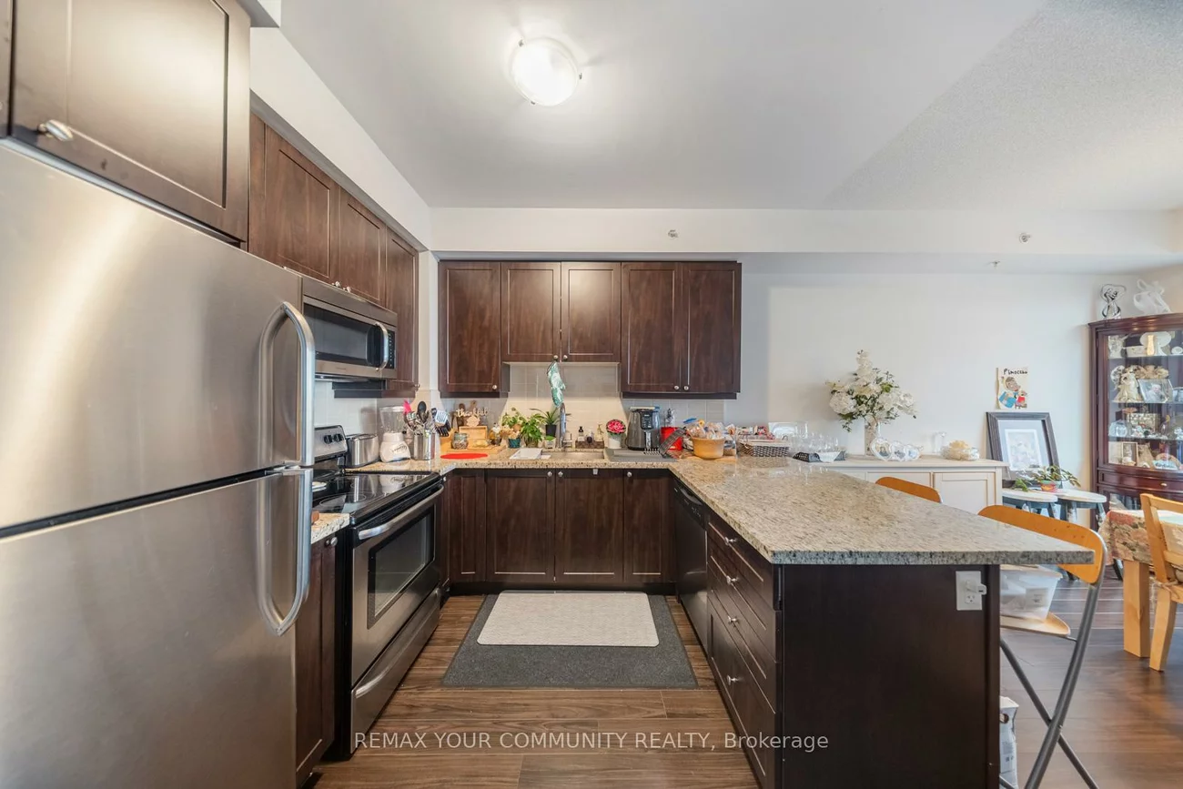24, Woodstream, Vaughan Grove, Vaughan