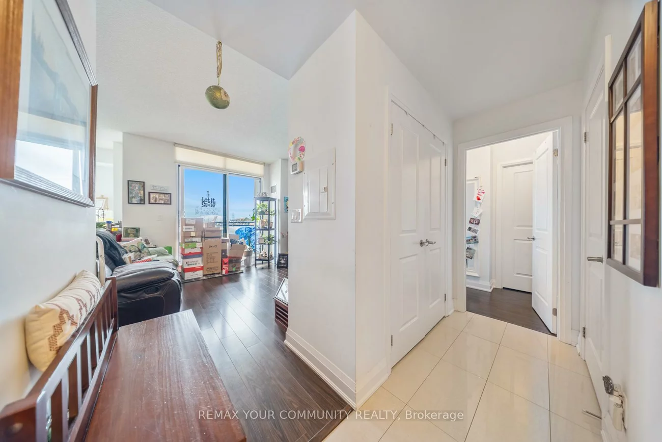 24, Woodstream, Vaughan Grove, Vaughan
