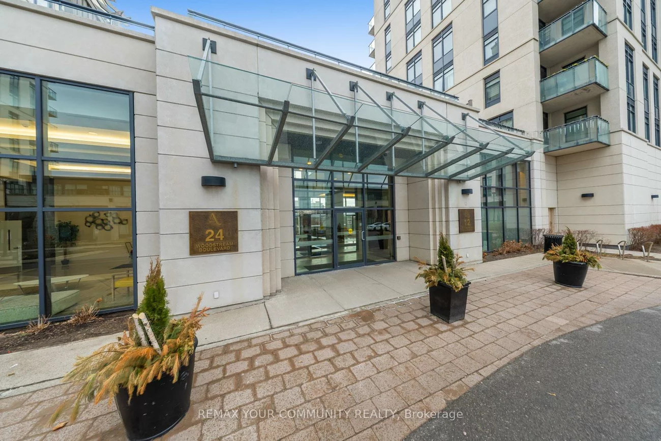 24, Woodstream, Vaughan Grove, Vaughan