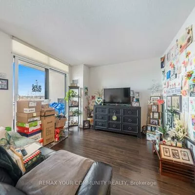 24, Woodstream, Vaughan Grove, Vaughan