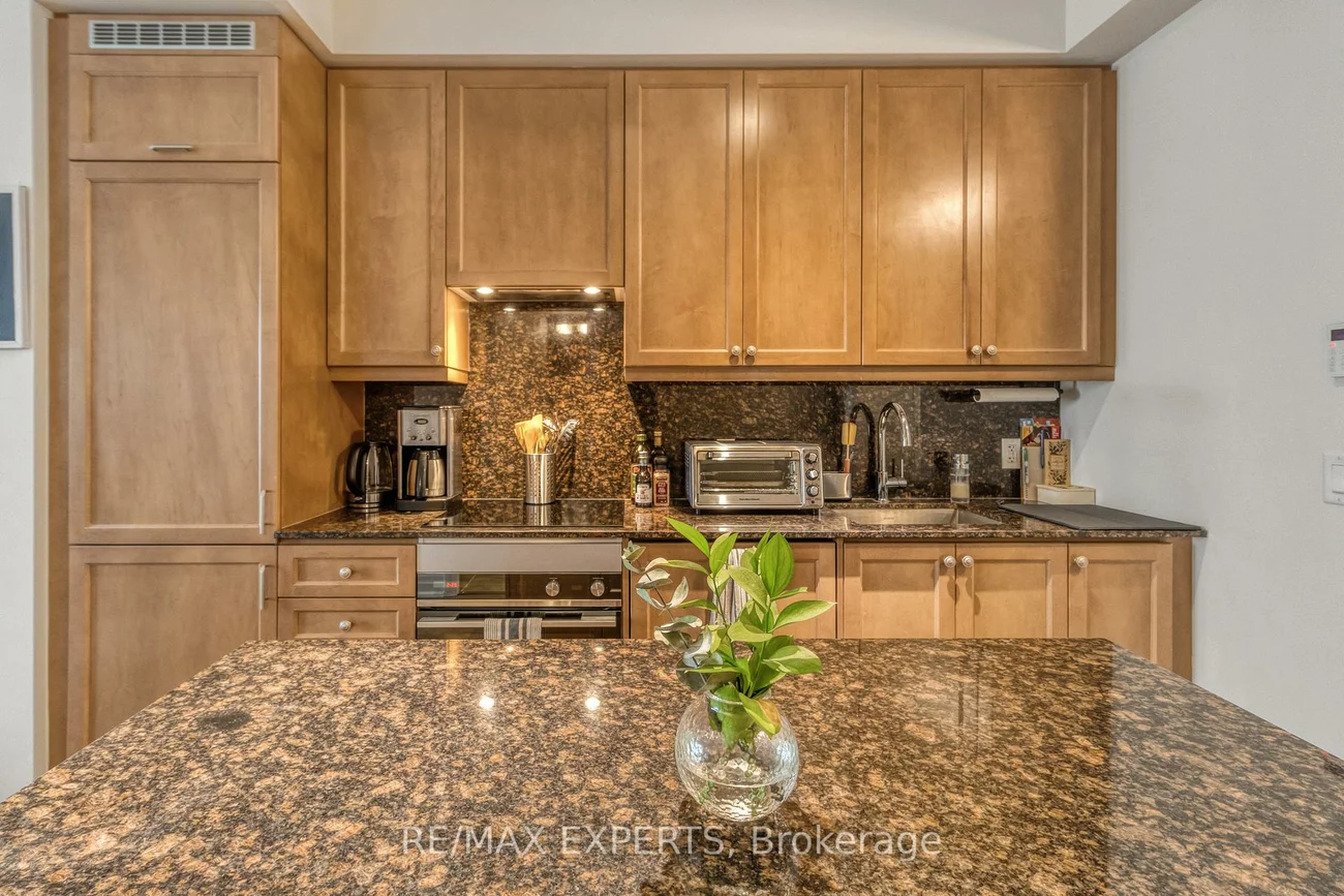 9085, Jane, Concord, Vaughan