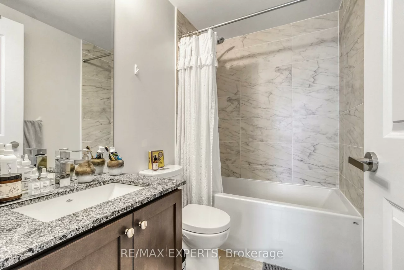 9085, Jane, Concord, Vaughan