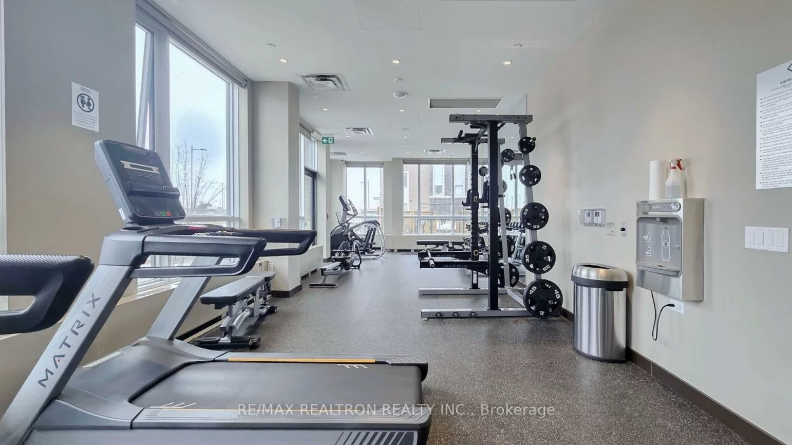 60, Honeycrisp, Vaughan Corporate Centre, Vaughan