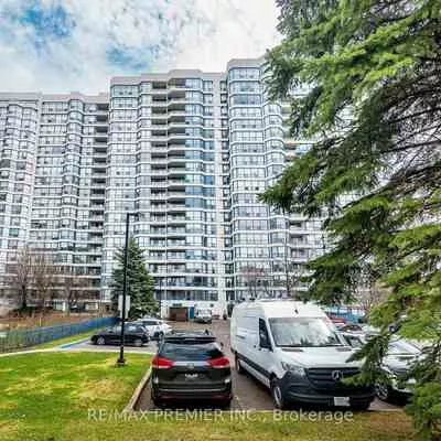 7300, Yonge, Crestwood-Springfarm-Yorkhill, Vaughan