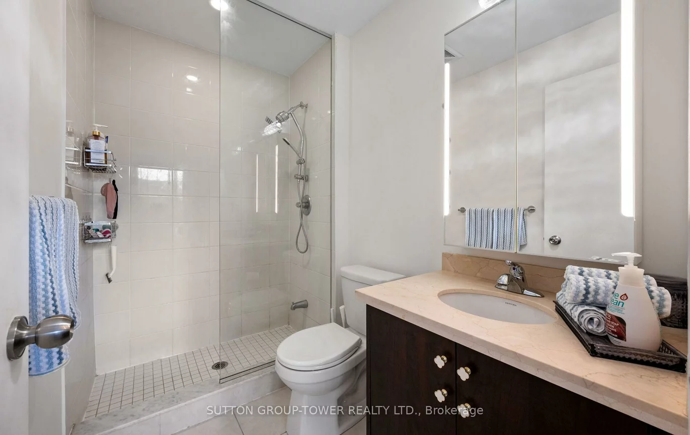 26, Bruce, East Woodbridge, Vaughan