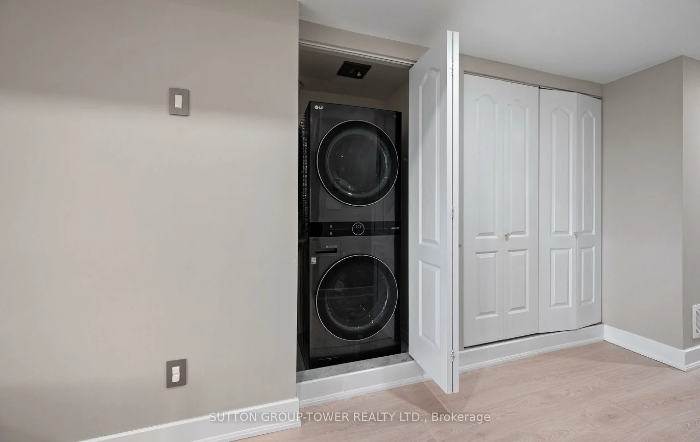 26, Bruce, East Woodbridge, Vaughan