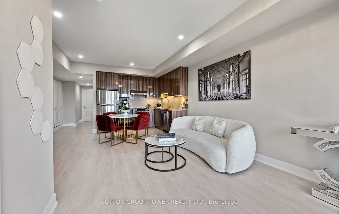 26, Bruce, East Woodbridge, Vaughan