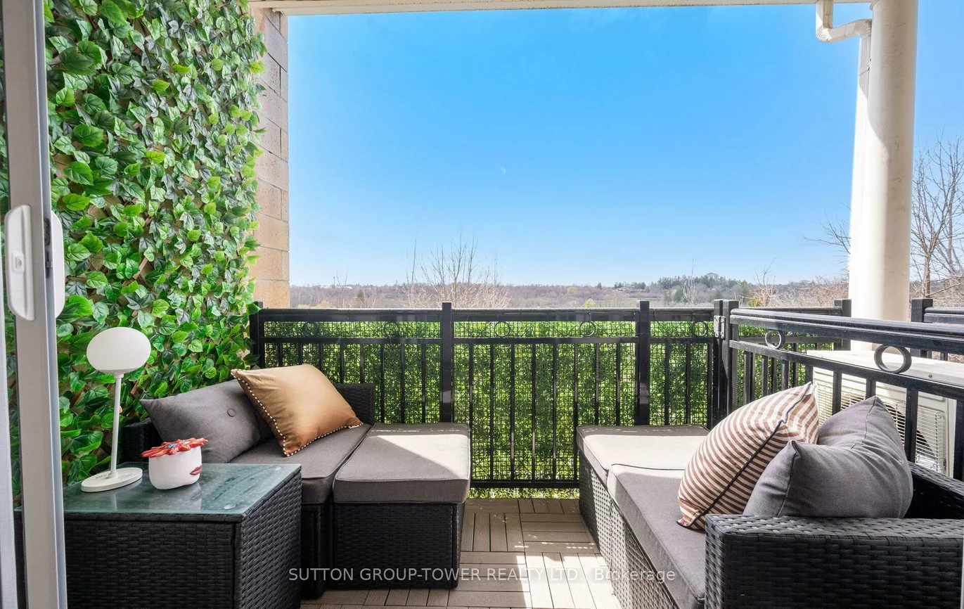 26, Bruce, East Woodbridge, Vaughan