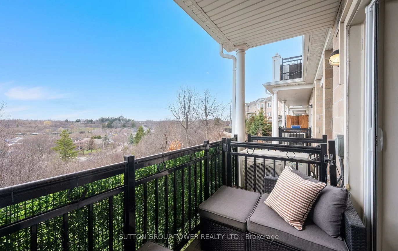 26, Bruce, East Woodbridge, Vaughan