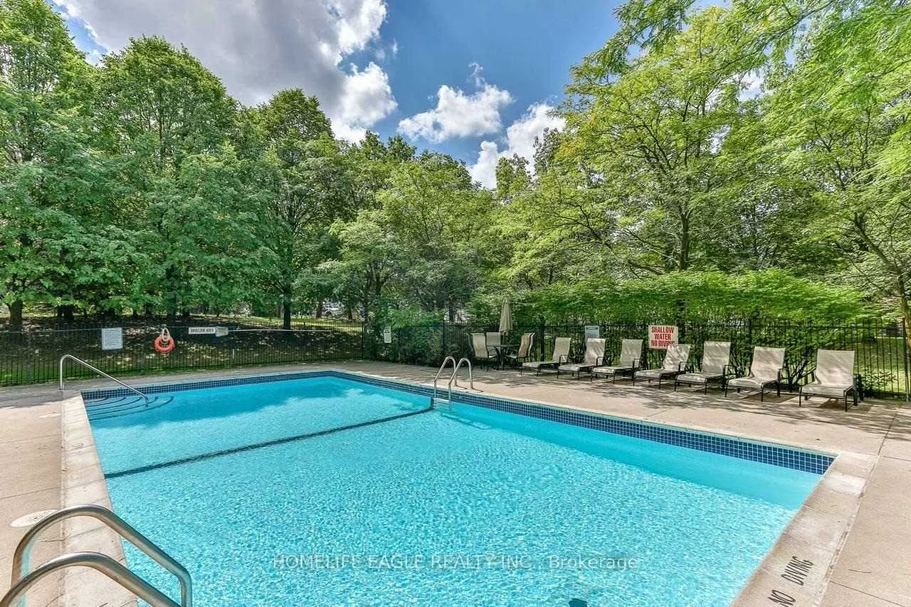 7250, Yonge, Crestwood-Springfarm-Yorkhill, Vaughan