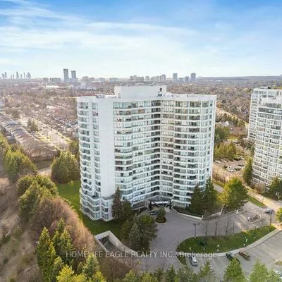 7250, Yonge, Crestwood-Springfarm-Yorkhill, Vaughan