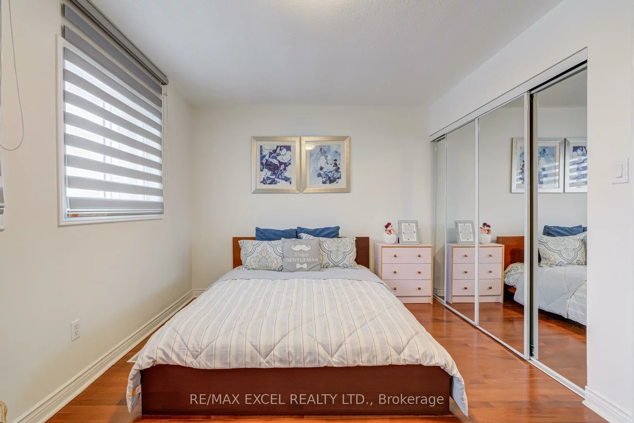 18, Clark, Crestwood-Springfarm-Yorkhill, Vaughan