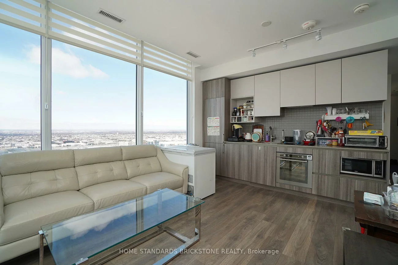 898, Portage, Vaughan Corporate Centre, Vaughan