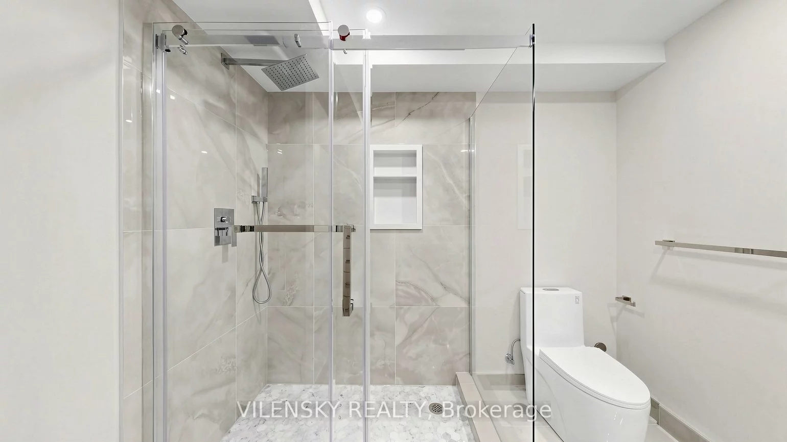 110, Promenade, Brownridge, Vaughan