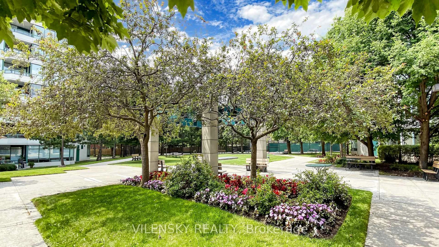 110, Promenade, Brownridge, Vaughan