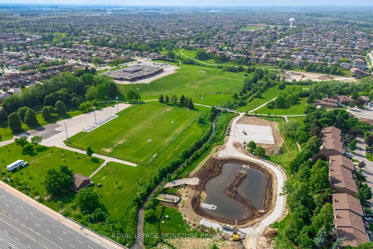 5289, Highway 7, Vaughan Grove, Vaughan