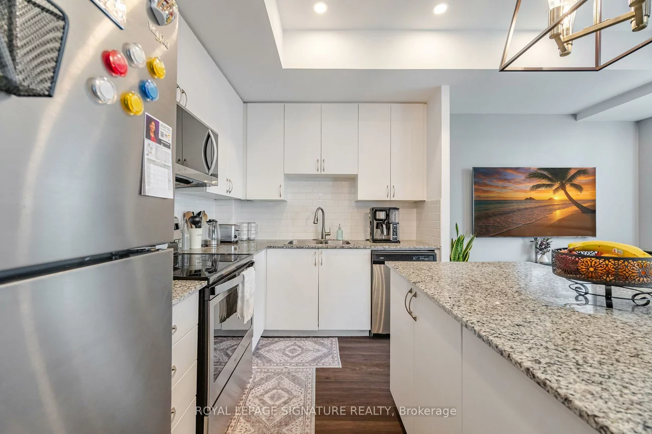 5289, Highway 7, Vaughan Grove, Vaughan