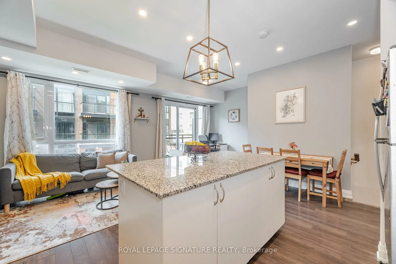 5289, Highway 7, Vaughan Grove, Vaughan