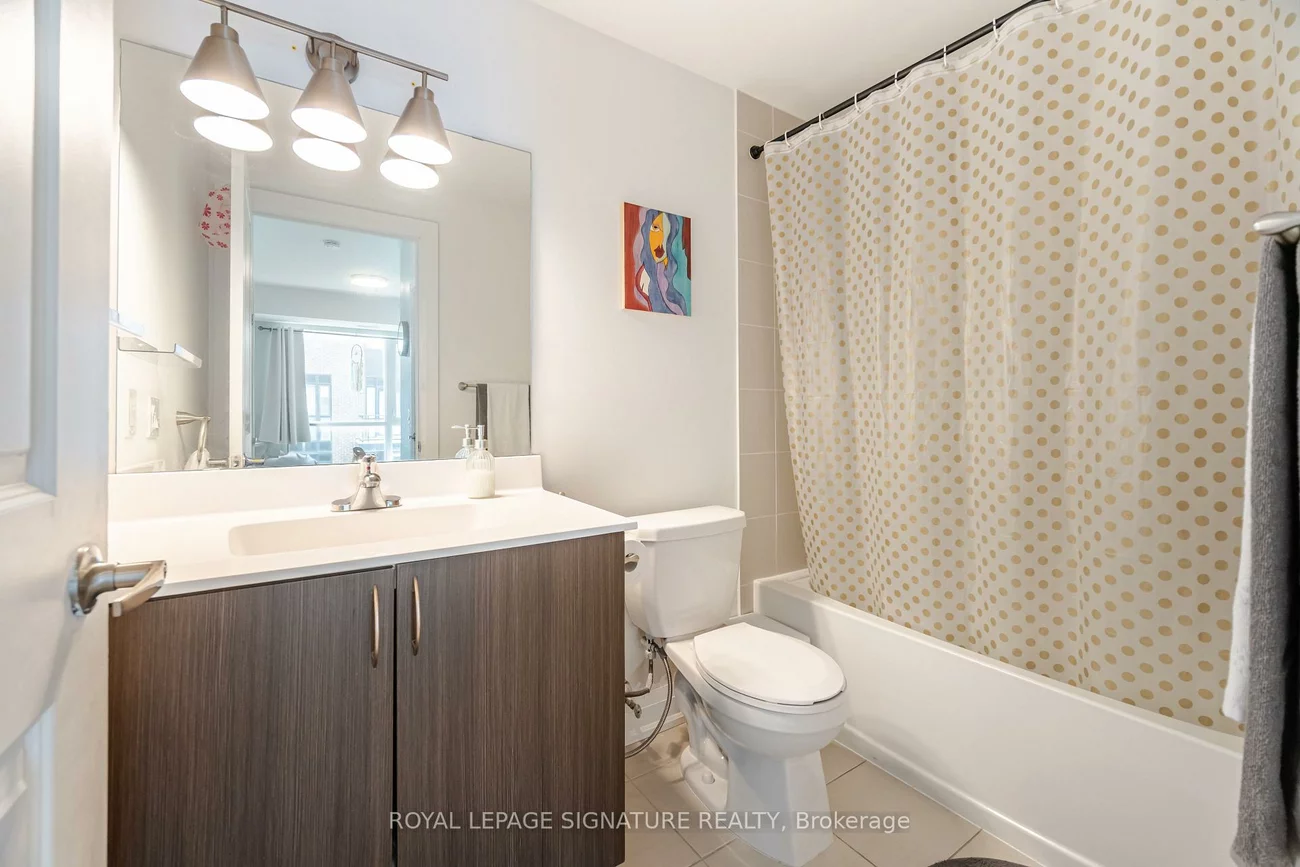 5289, Highway 7, Vaughan Grove, Vaughan