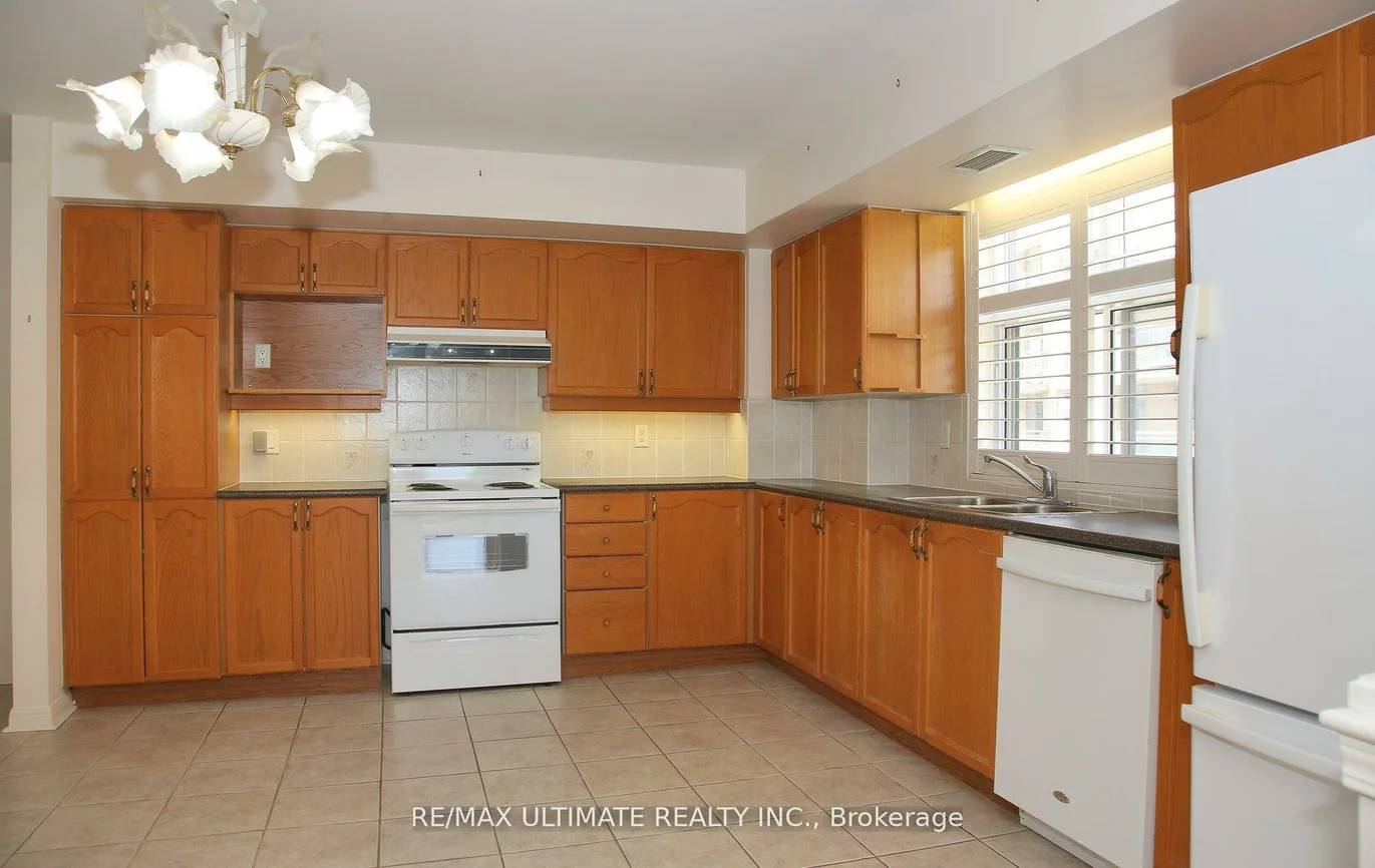 2500, Rutherford, Maple, Vaughan